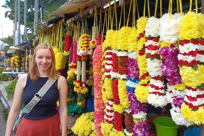 2 Days Private Vehicle With Driver -Explore Malaysia By Your Own Plans - Batu Caves: a striking half-day possibility