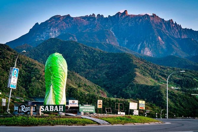 2d1n Kinabalu Park & Poring Canopy Walk & Desa Cow Farm Tour - Your night in the foothills of Mount Kinabalu