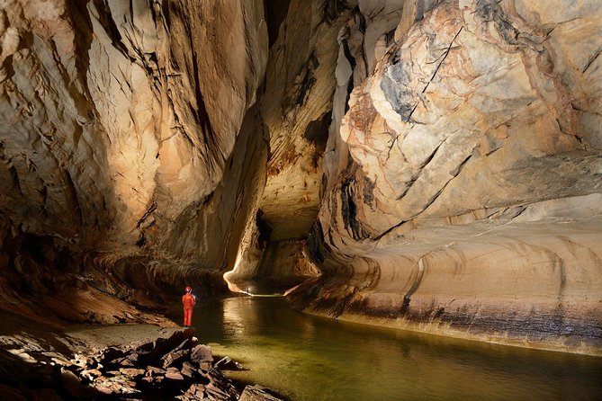 3 Days 2 Nights Unesco World Heritage Mulu 4 Showcaves - Why Mulu is worth three carefully planned days