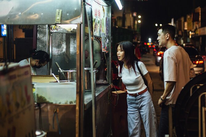 3-Hour Private Street Food Walking Tour in Kuala Lumpur - An iconic food street for satay and seafood