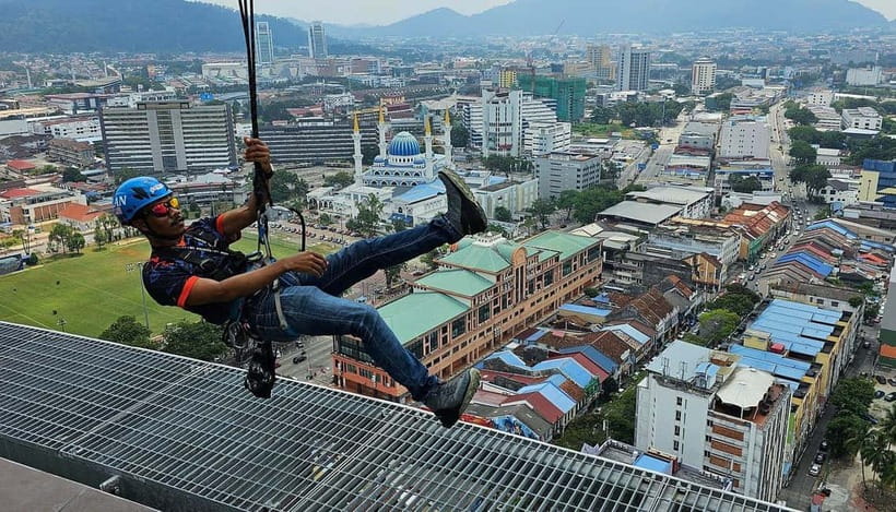 Admission Ticket: Kuantan 188 SkyDeck - Choosing sunrise, sunset, or a starry night