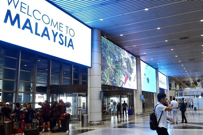 Arrival Transfer : Kuala Lumpur Airport - The Drivers Can Add Local Context