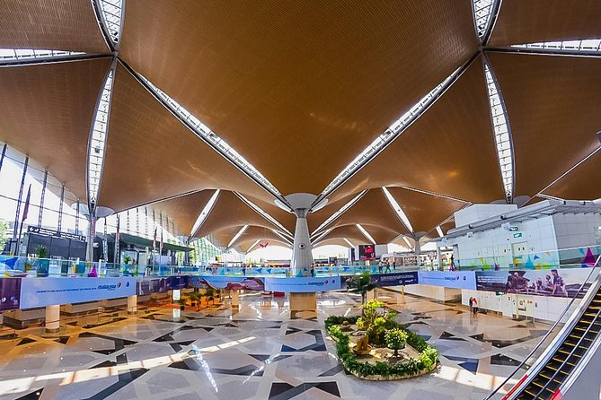 Arrival Transfer : Kuala Lumpur Airport - What the Putrajaya and Lounge Details Mean