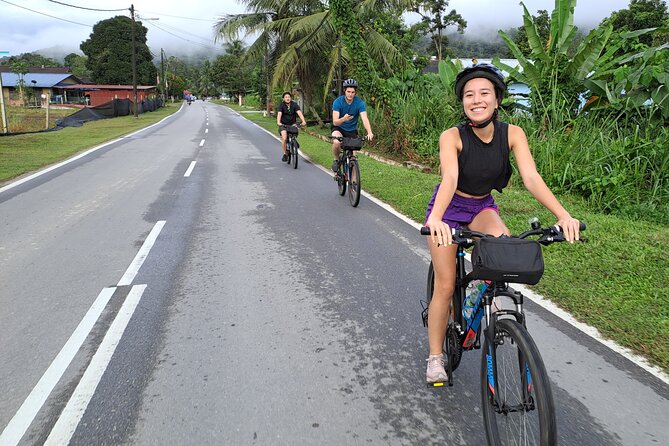 Backcountry Cycling - Leaving Kuala Lumpur before the city wakes