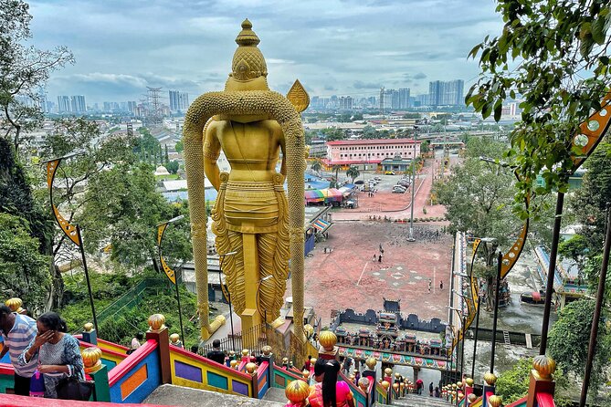 Batu Caves and Sari Experience with Batik Workshop - Why this Batu Caves outing feels different