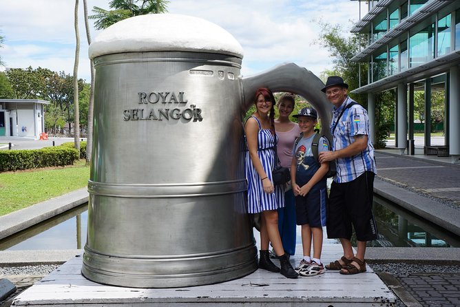 Batu Caves, Royal Selangor Pewter and Batik Factory Tour - Your driver is part of the experience