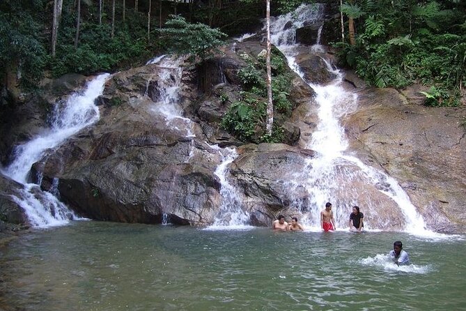 Batu Caves, Waterfalls, Hotspring, Batik & Pewter Tour with Lunch - Batu Caves: the day’s main cultural stop