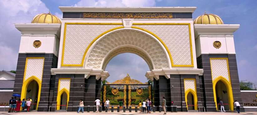 Best of Kuala Lumpur Tour with Twin Tower Entry - A city tour that ends 86 floors up