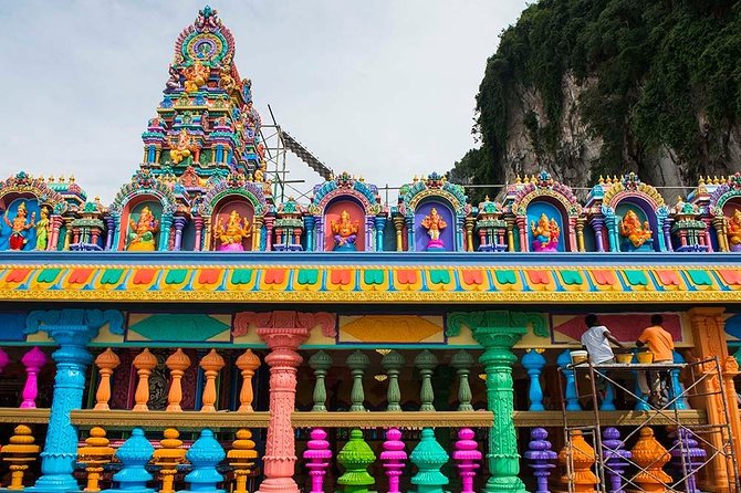 Blue Mosque And Batu Caves Tour - What private transport changes