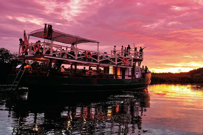 Bongawan River Cruise Proboscis Monkey, SkyMirror, Fireflies - Guides, transport, and group size