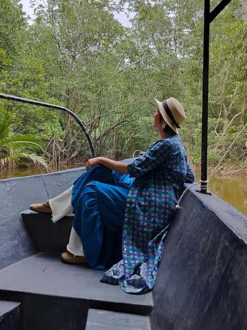 Bongawan Wetland: Proboscis Monkey and Fireflies Shared Tour - A short stop at Sabah Floating Mosque