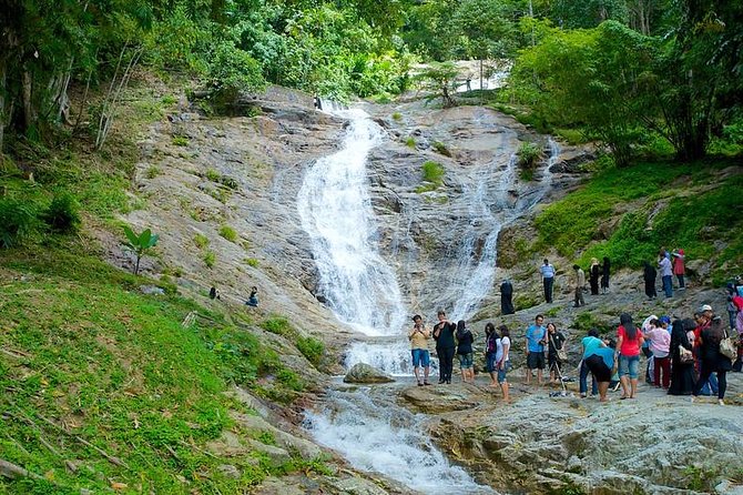Cameron Highland Day Tour from Kuala Lumpur - Vegetables, markets, and the working highlands