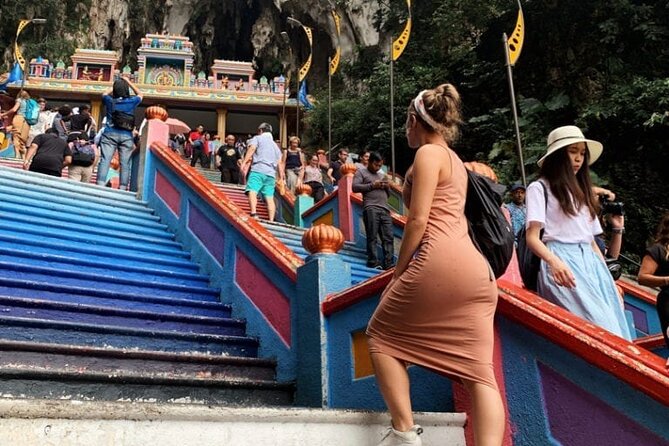 Countryside Tour Waterfall, Hot Springs & Batu Caves With Lunch - Lunch keeps the schedule simple