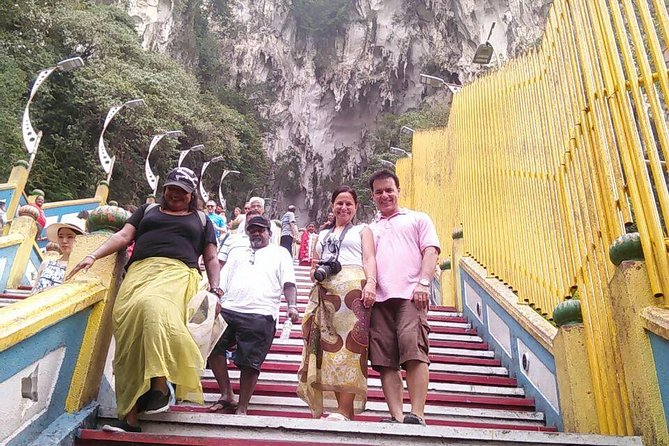 Day Tour Kuala Lumpur City, Batu Caves, Little India, Chinatown - Photo stops for the Petronas Towers and KL Tower