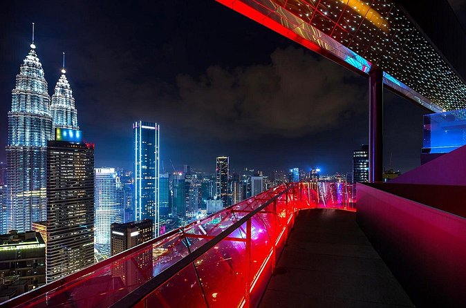 Discover The Best of Kuala Lumpur by Night - Chinese details at Chan See Shu Yuen Temple