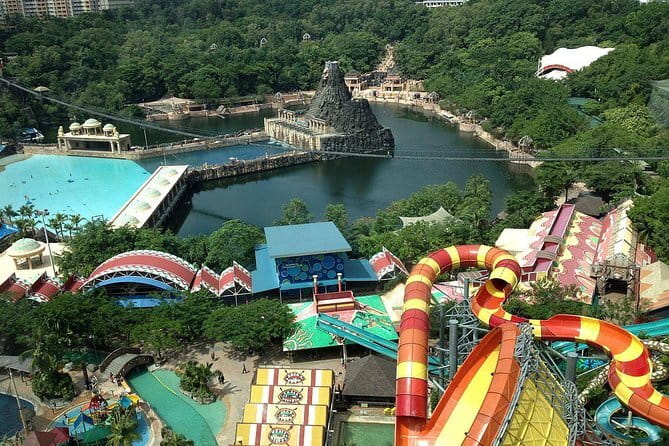 First Day : Arrival Transfer with Batu Caves Highlights Tour - Comfort, safety, and the vehicle question