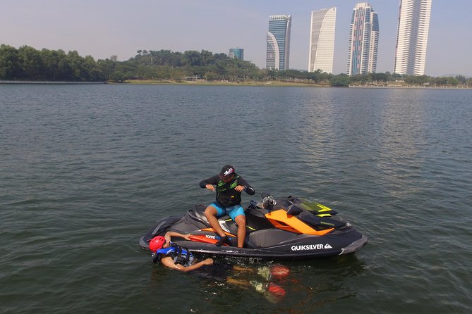 Flyboard Experience - SINGLE (30mins flight) - The First 10 Minutes: Safety and Ground Instruction