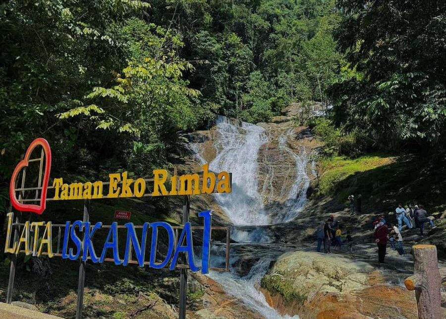 From Kuala Lumpur: Cameron Highlands Day Tour with Lunch - Ladang Soon Cheong and the farm side of Cameron Highlands