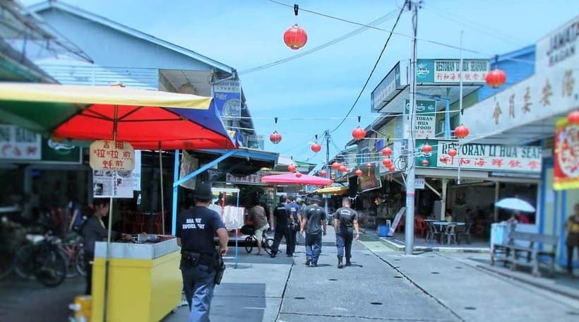 From Kuala Lumpur: Crab Island Tour with Seafood Lunch - Key points to know before booking