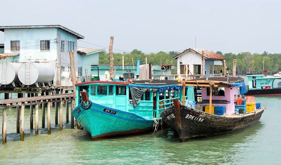 From Kuala Lumpur: Crab Island Tour with Seafood Lunch - Should you book the Crab Island tour?