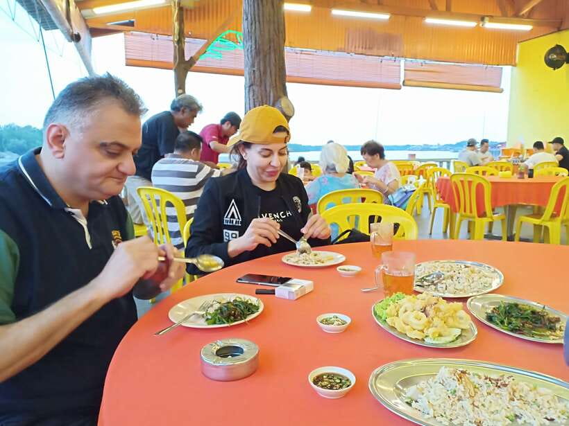 From Kuala Lumpur: Fireflies Tour and Seafood Dinner - The Kampung Kuantan firefly boat