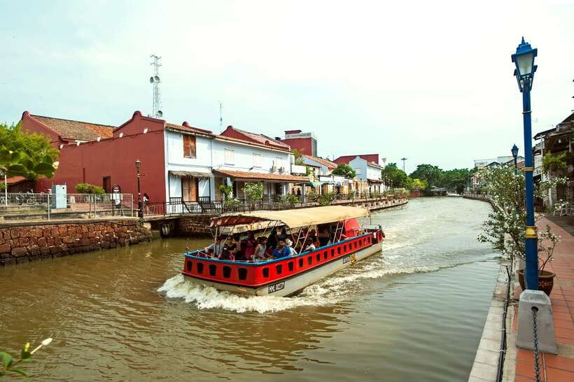 From Kuala Lumpur: Full-Day Historical Tour of Malacca - A Famosa and the Portuguese chapter