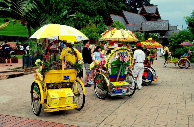 From Kuala Lumpur: Full-Day Historical Tour of Malacca - The ride from Kuala Lumpur