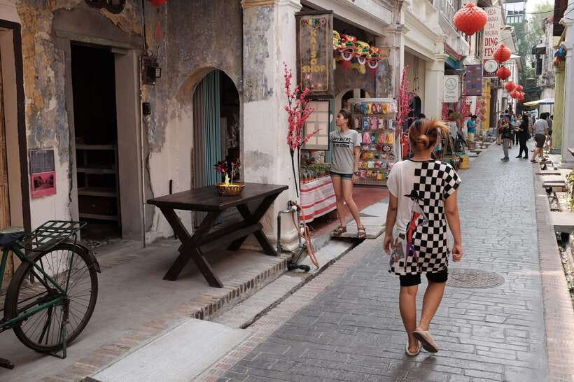 From Kuala Lumpur: Full-Day Tour to Ipoh - Price, group size, and who gets the best value