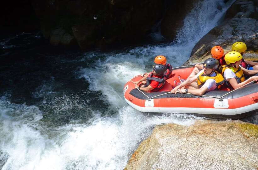 From Kuala Lumpur: Kampar River White Water Rafting - What the 7-kilometer rafting run feels like