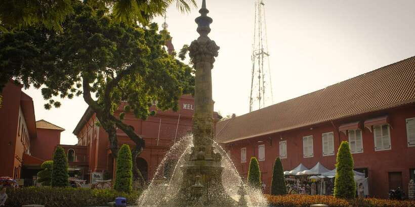 From Kuala Lumpur: Malacca Private Day Tour - Practical planning for heat, rain, and walking