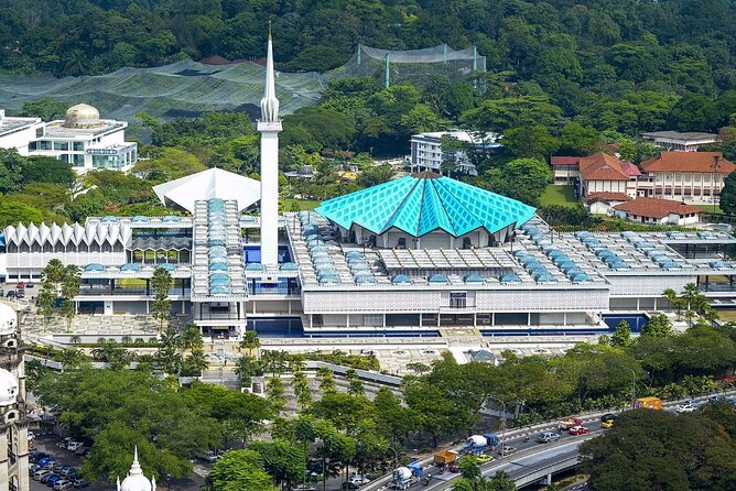 From Port Klang Petronas Twin Tower Batu Caves & KL City Tour - Chinatown and Central Market for shopping