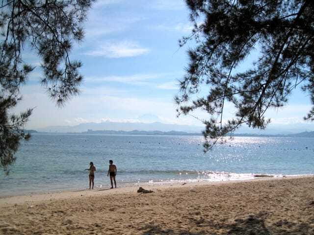 Full-Day Guided Snorkeling Tour from Kota Kinabalu - Island lunch at the right break in the day