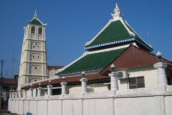 Full-Day Malacca City Tour from Kuala Lumpur - Harmony Street: Cheng Hoon Teng Temple and Kampung Kling Mosque