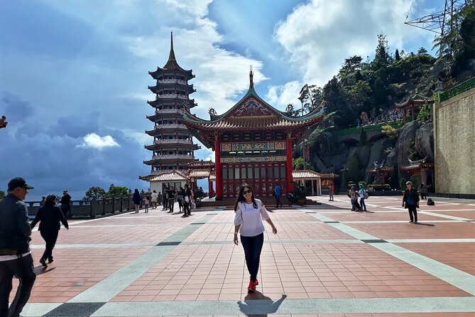 Genting Highland Day Tour - Riding the Awana SkyWay above the rainforest
