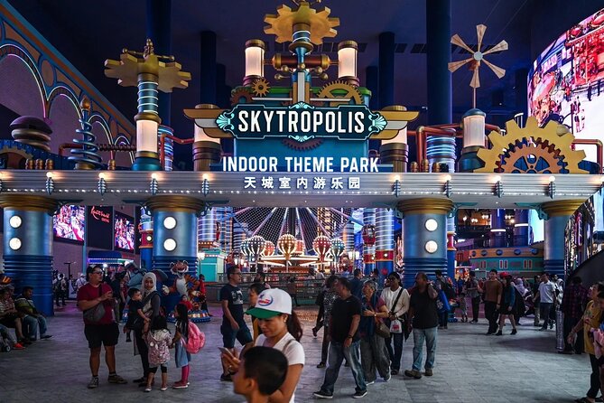 Genting Highlands Tour - The drive begins with Malaysia’s royal address