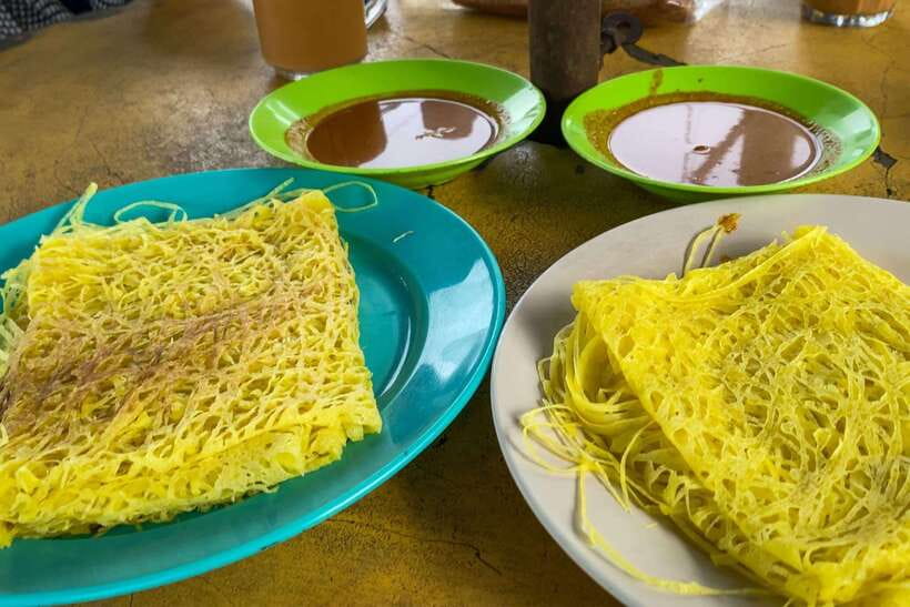 George Town: Authentic Food Tour with 12+ Tastings - Key points at a glance