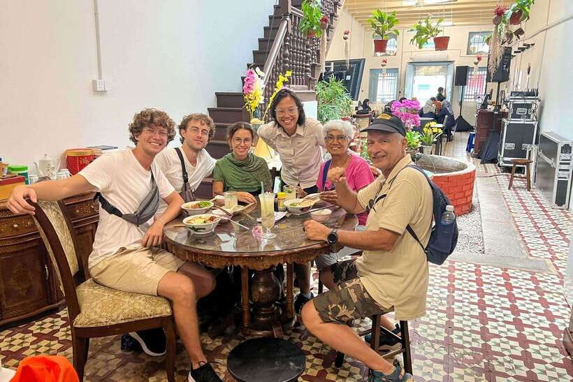 George Town: Authentic Food Tour with 12+ Tastings - Meeting point and what to bring
