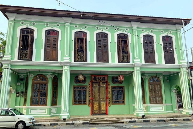 George Town: Private Half-Day Historical City Tour - Chew Clan Jetty and George Town’s waterfront homes