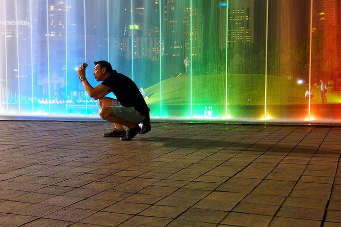Glittering Night at Lake Symphony, River of Life & Saloma Bridge - Saloma Link Bridge: a strong finish for photographs