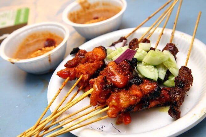 Group Tour: Kuala Selangor Firefly Blinking's including Dinner - What the $90 price covers