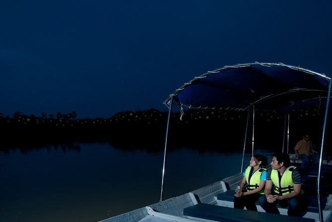 Group Tour: Kuala Selangor Firefly Blinking's including Dinner - Bukit Melawati and Fort Altingsburg before sunset