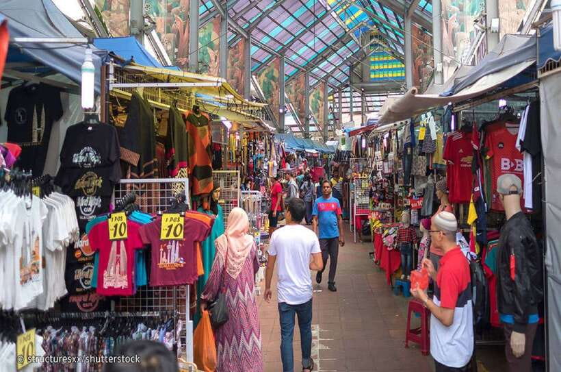 Half-Day Kuala Lumpur Exploration Tour - National Mosque: dress carefully and look up