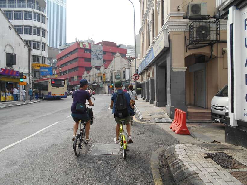 Hidden Kuala Lumpur: 4-Hour Bike Tour - From Sultan Abdul Samad Building to the back lanes