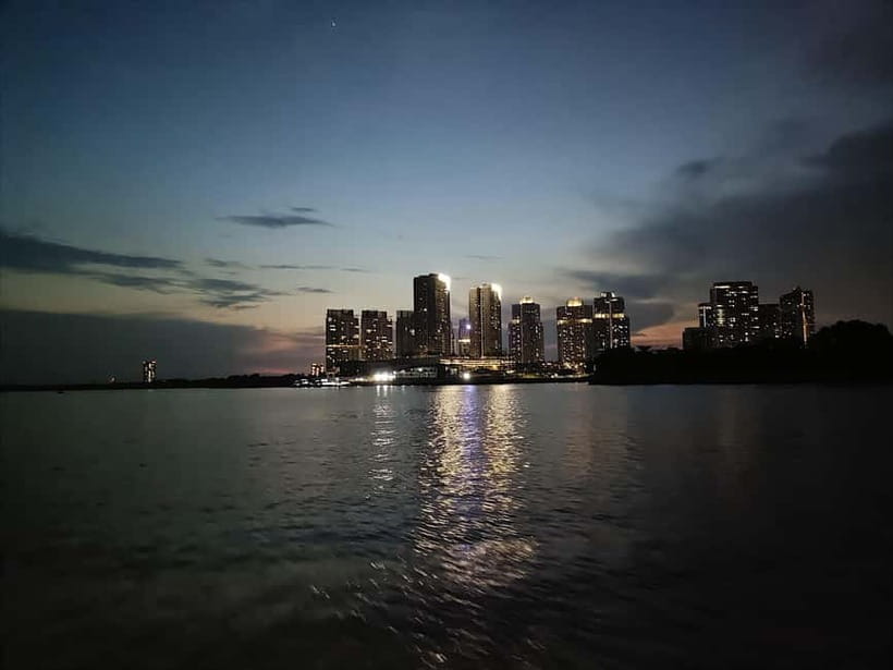 Johor Bahru: Brooklyn Cruise at Puteri Harbour - Sunset and night cruises