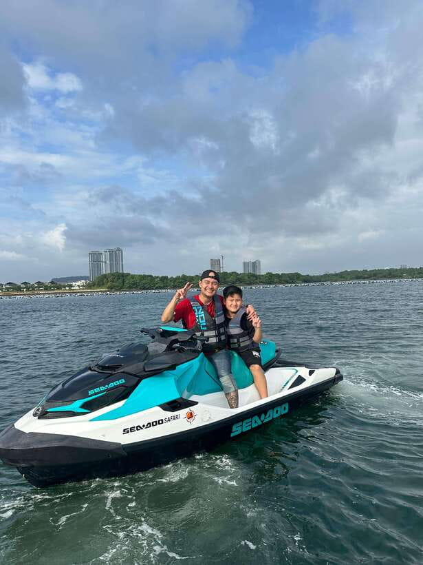 Johor Bahru : Seadoo JetSki 30mins Self Ride Tour (Double) - Returning through the Johor Straits