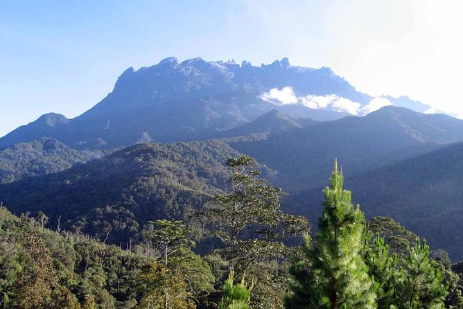 Kinabalu Park & Poring Hot Spring Tour - A long road to Sabah’s mountain country