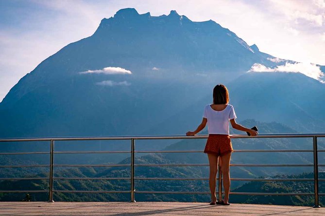 Kinabalu Park With Rumah Terbalik & Desa Cow Farm - Nabalu Market offers a short break on the mountain road