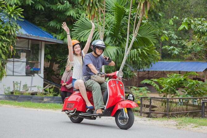 KL's Vespa Sprint - Fresh fruit and produce with a taste of Malaysia