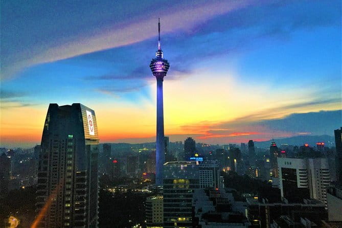 KL Tower Atmosphere 360 Revolving Dinning Experience - Window seats and the best table strategy