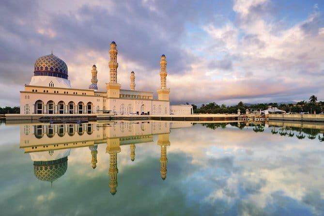 Kota Kinabalu Half Day City Tour with Professional Tour Guide - A fast look at Kota Kinabalu from four angles